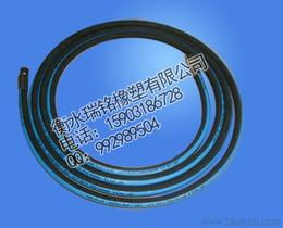 保障能源動脈，選擇可靠貨源——石油及制品批發與制造供應指南